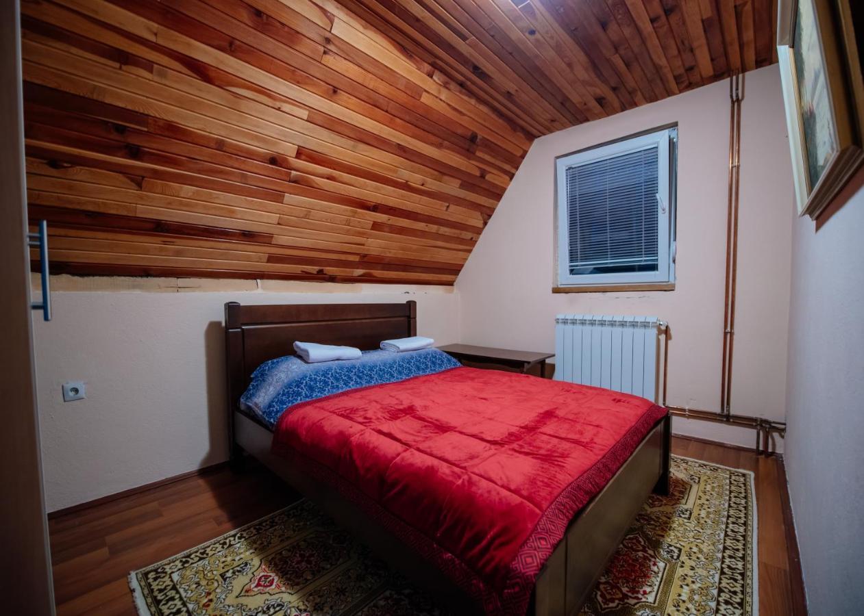 Villa Stairway - Vucje à Nikšić Extérieur photo